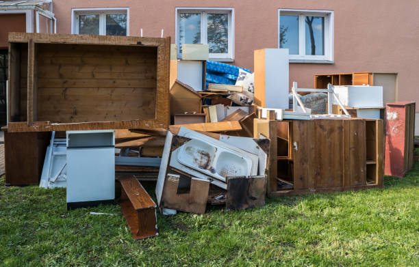 Best Attic Cleanout Services  in Ainsworth, NE
